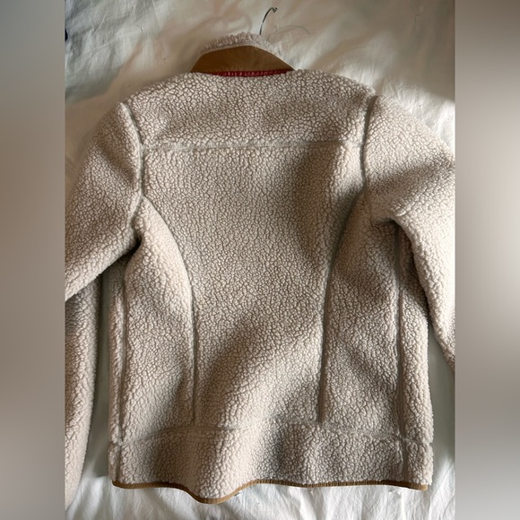 Patagonia Women's Classic Retro-X® Fleece Jacket - Picture 5 of 8